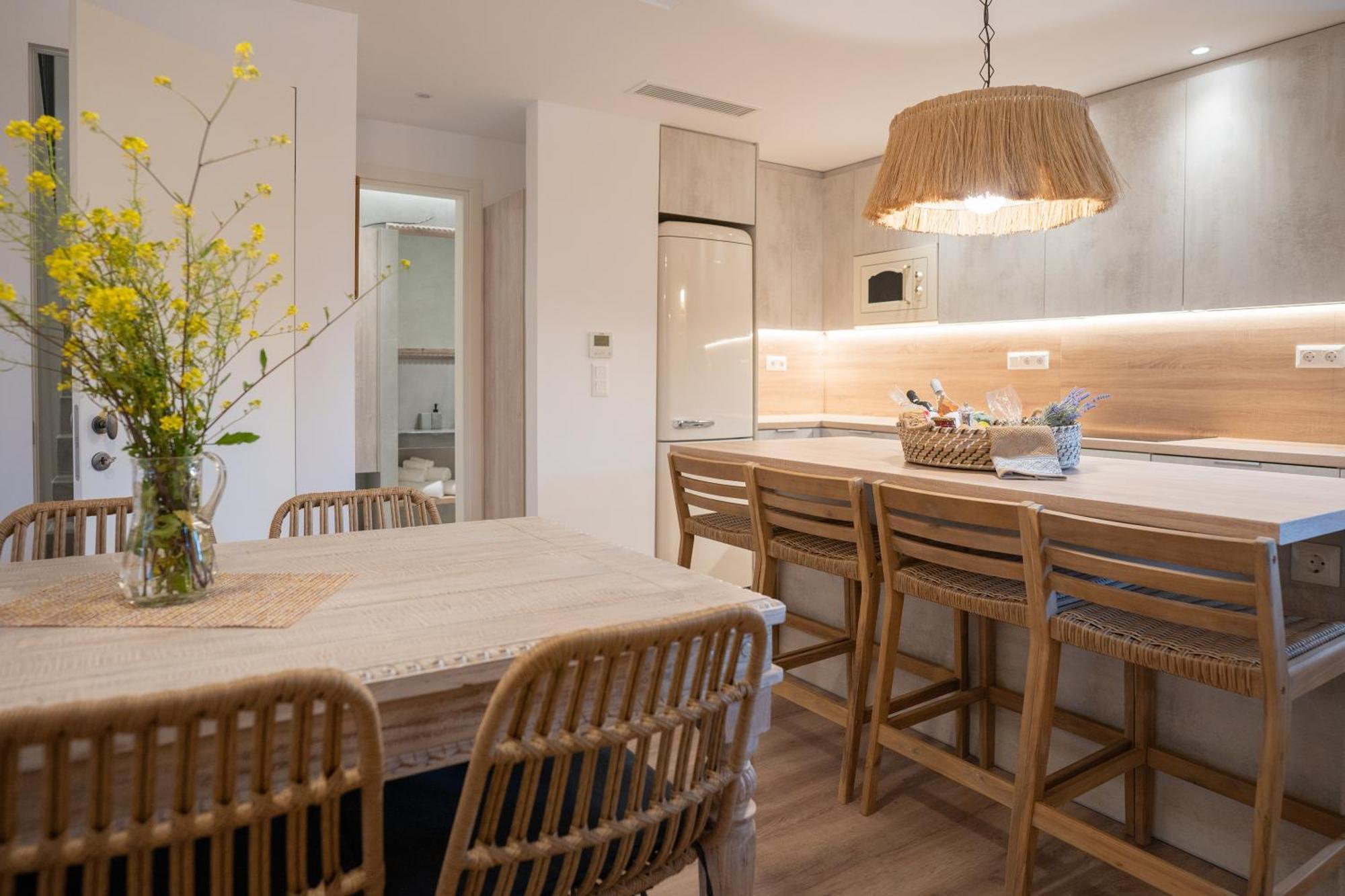 Olvio Suites Kardamýli Eksteriør bilde