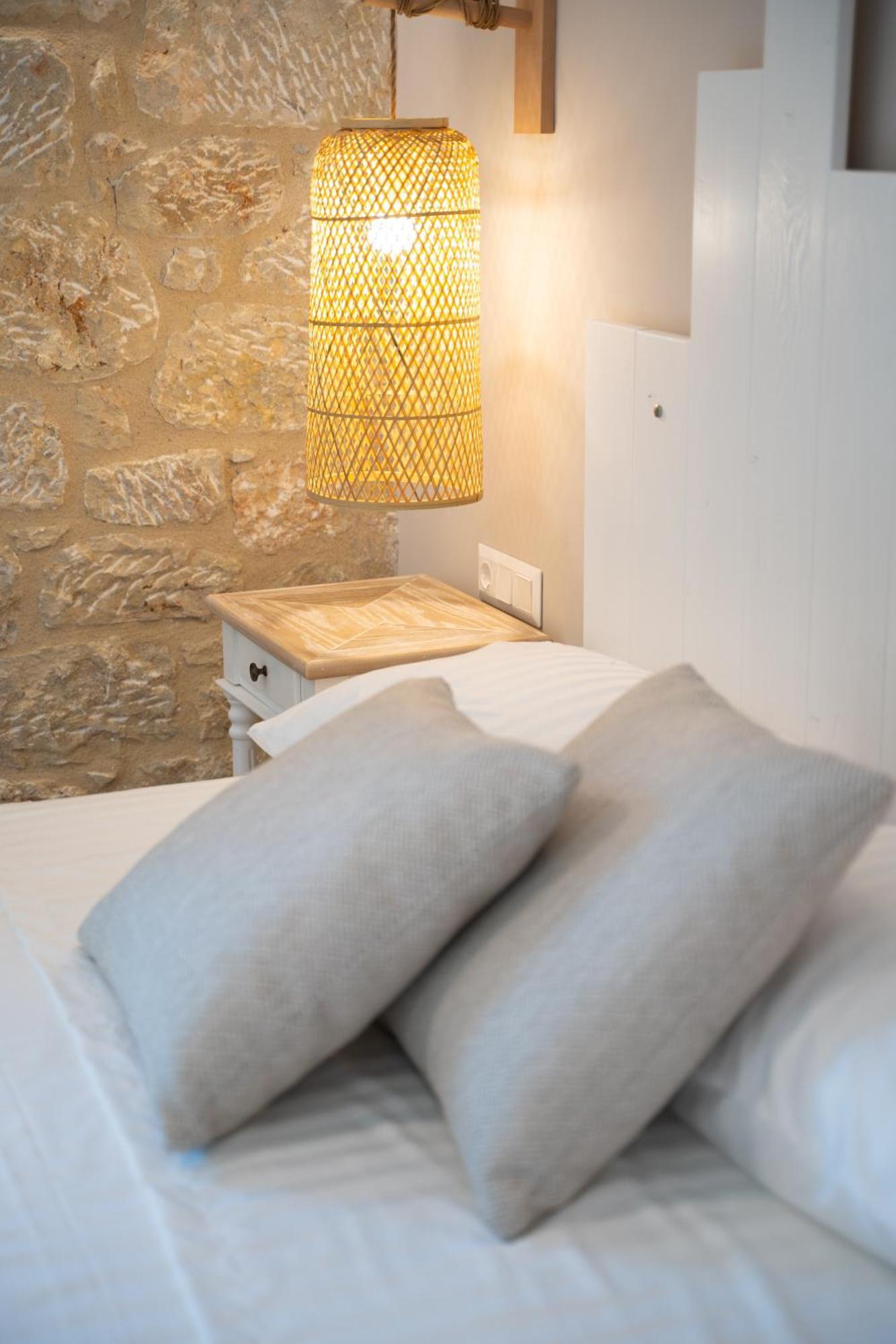 Olvio Suites Kardamýli Eksteriør bilde