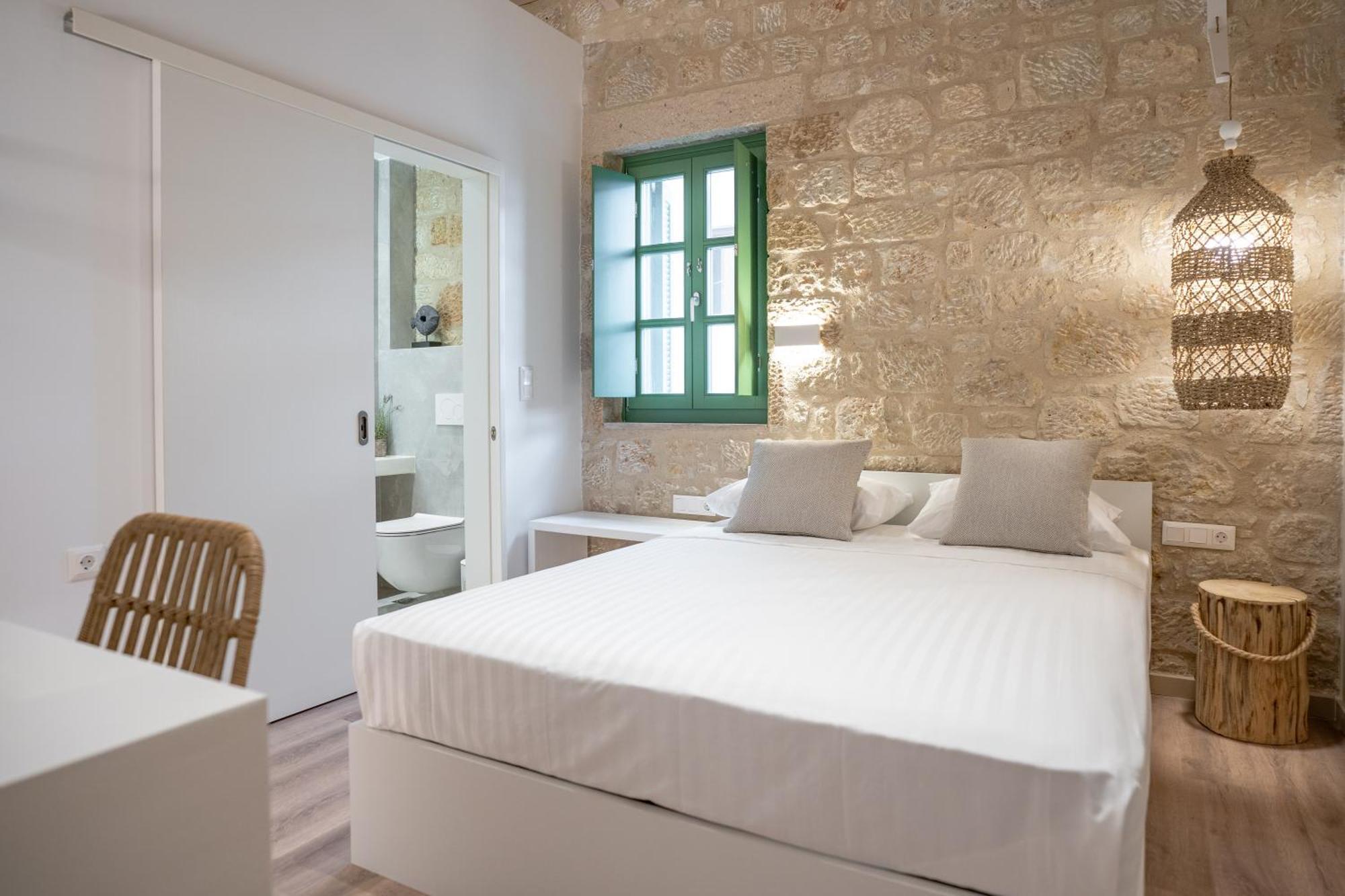 Olvio Suites Kardamýli Eksteriør bilde