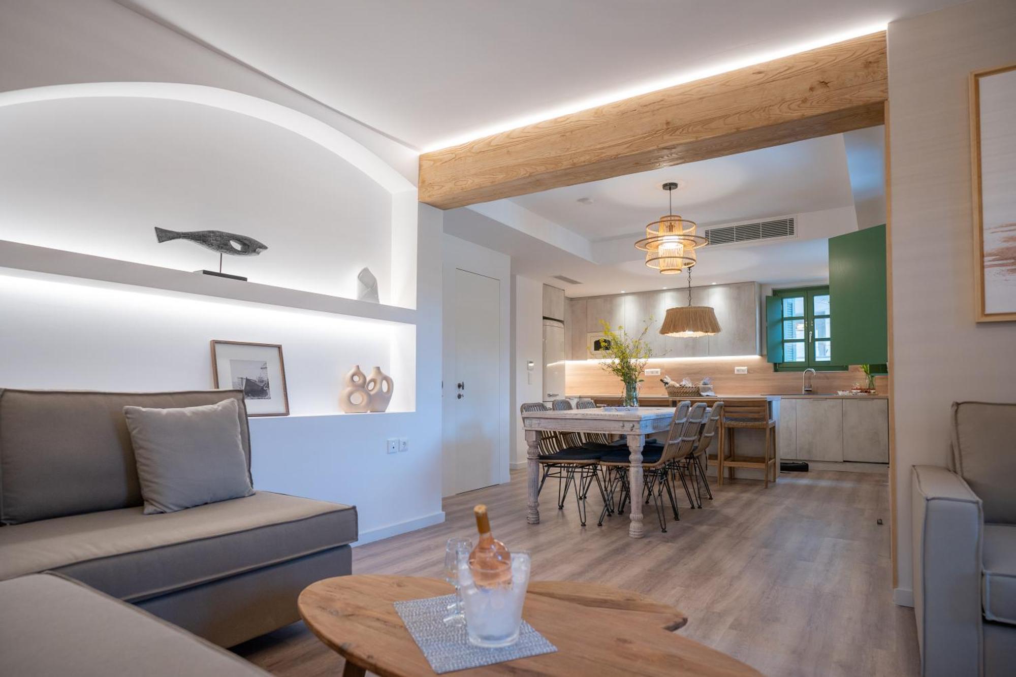 Olvio Suites Kardamýli Eksteriør bilde