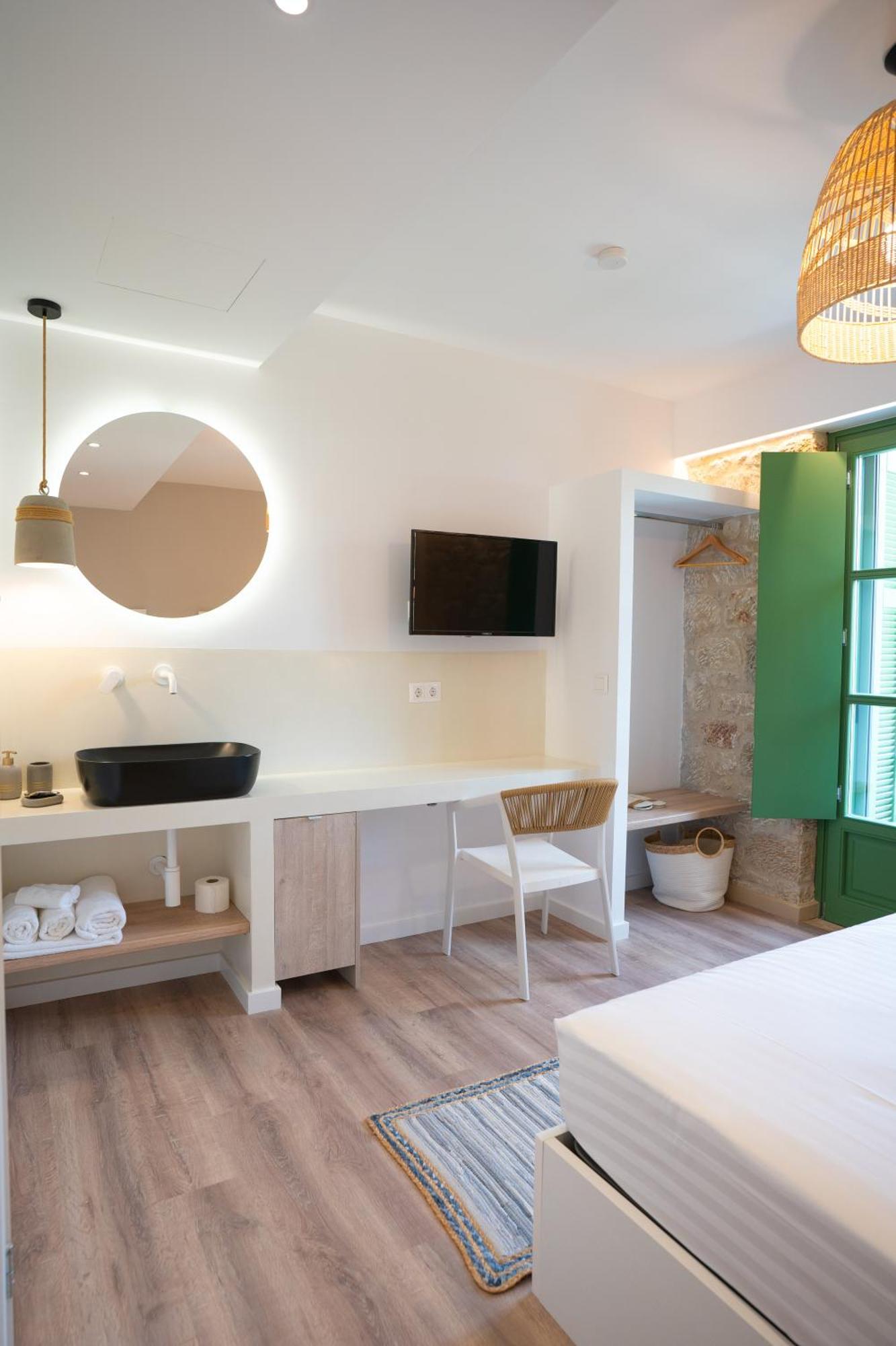 Olvio Suites Kardamýli Eksteriør bilde