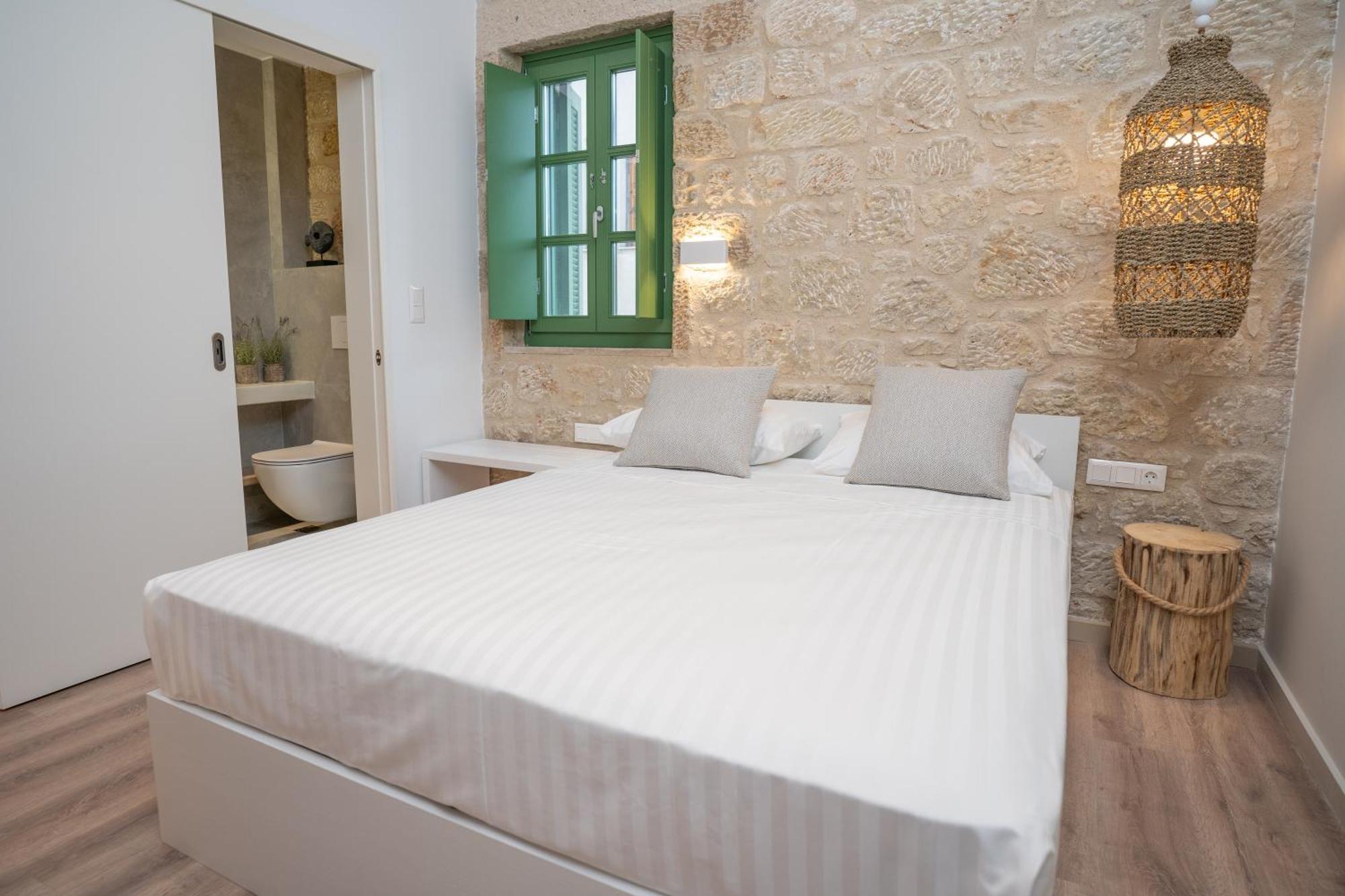 Olvio Suites Kardamýli Eksteriør bilde