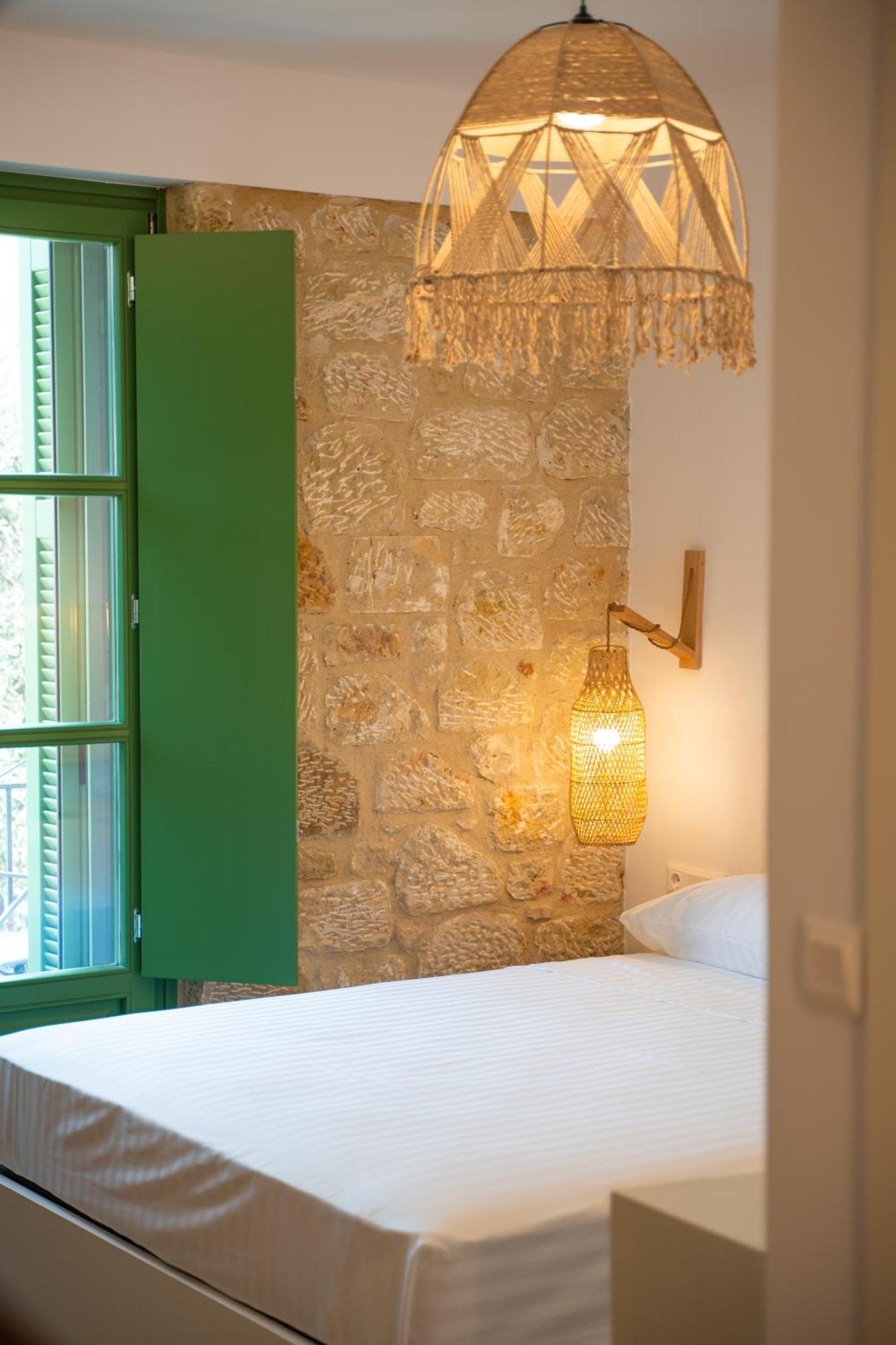 Olvio Suites Kardamýli Eksteriør bilde